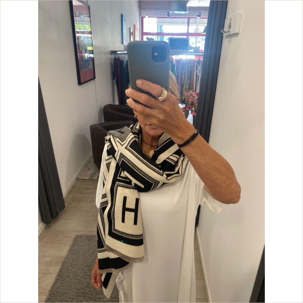 Schal Zwillingsherz ’classic times’ schwarz - Schal